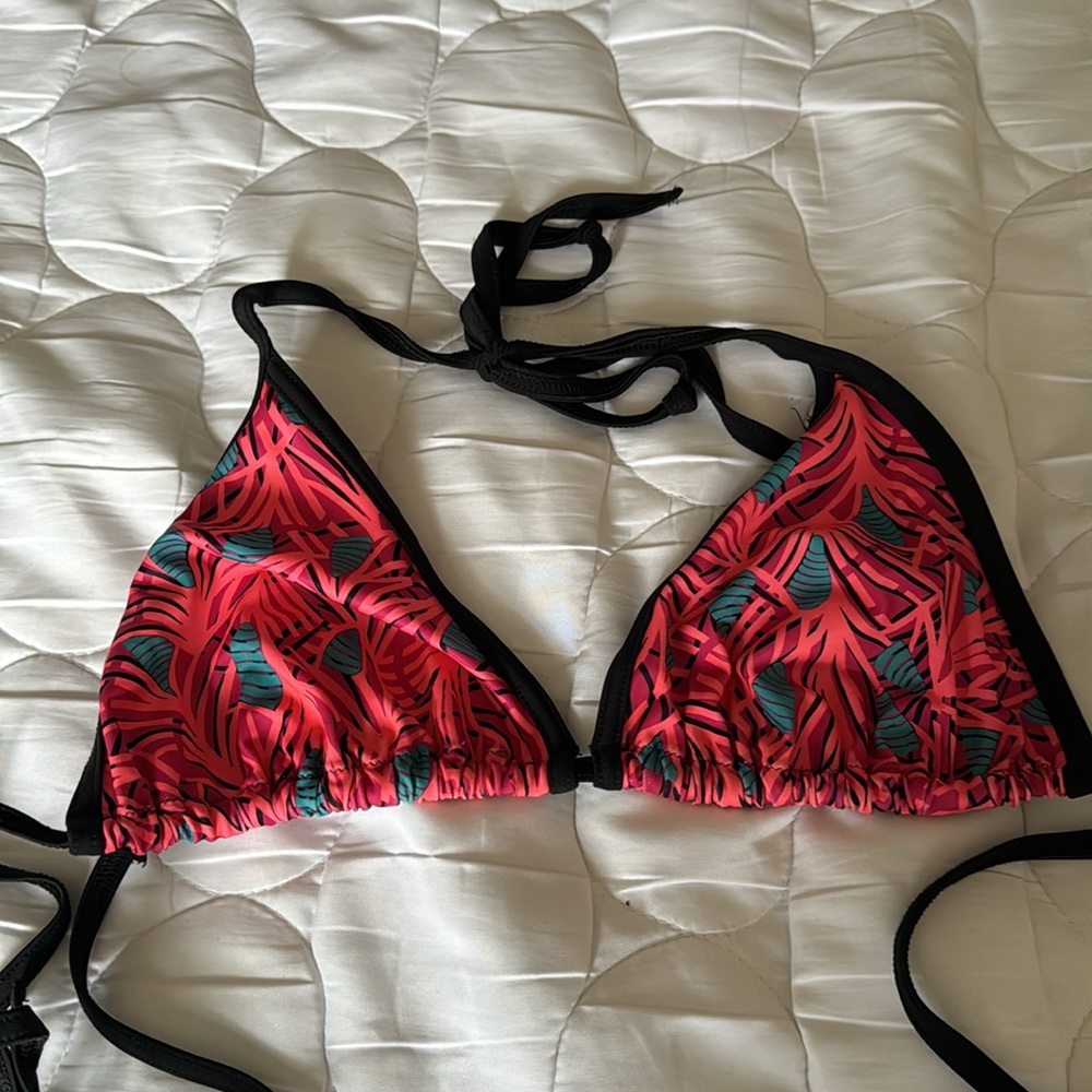 Bikini set - Picture 2 of 4